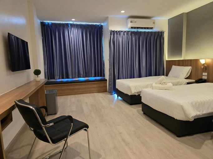 Bedroom 2, Manee Mantra Hotel Kanchanaburi, Muang Kanchanaburi