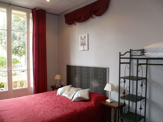 2, Hotel Victor Hugo, Alpes-Maritimes