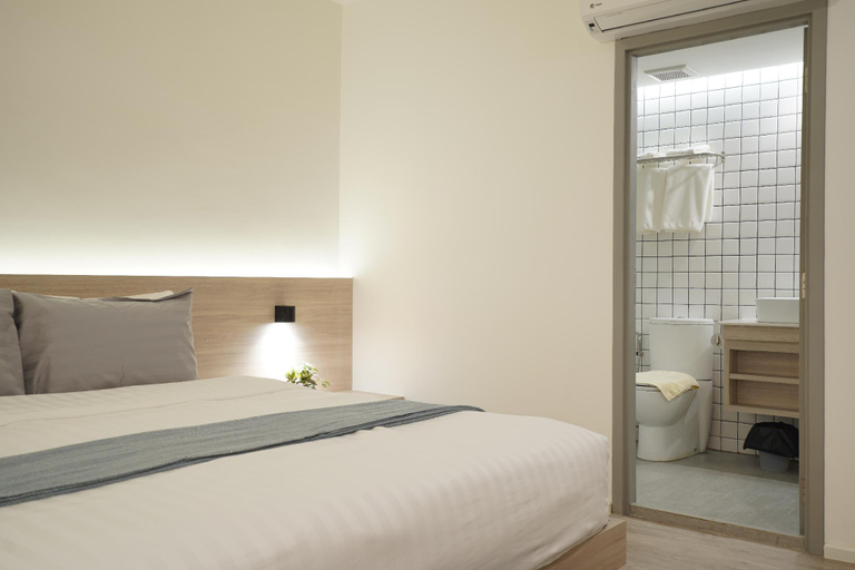 Bedroom 14