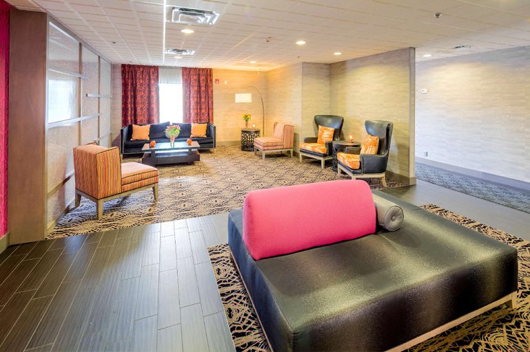 Public Area 2, Hampton Inn Akron-South, Summit