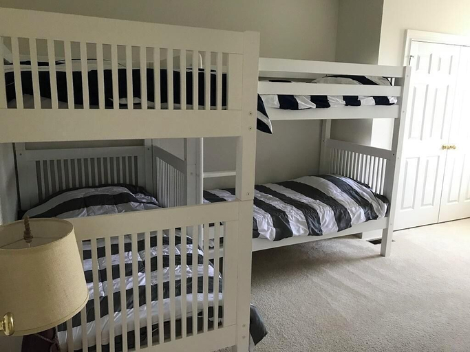 Bedroom 2, Nell Loop 40, Sussex