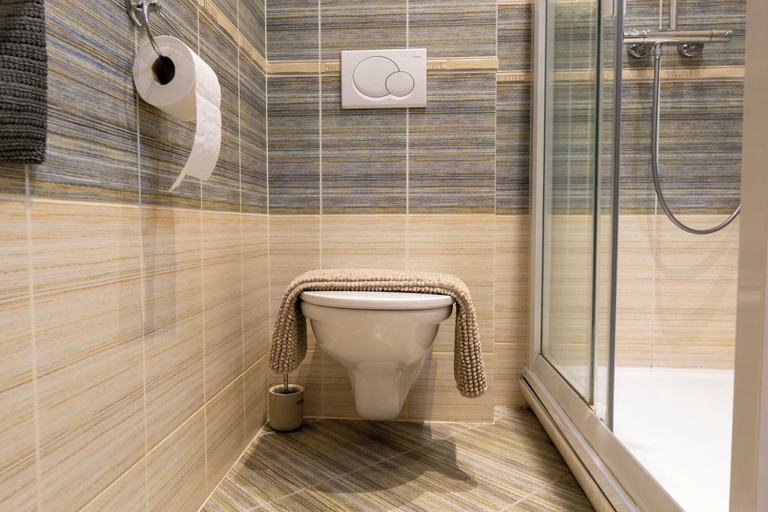 Bathroom 2, Katerina's Old Town Suite, Praha 1