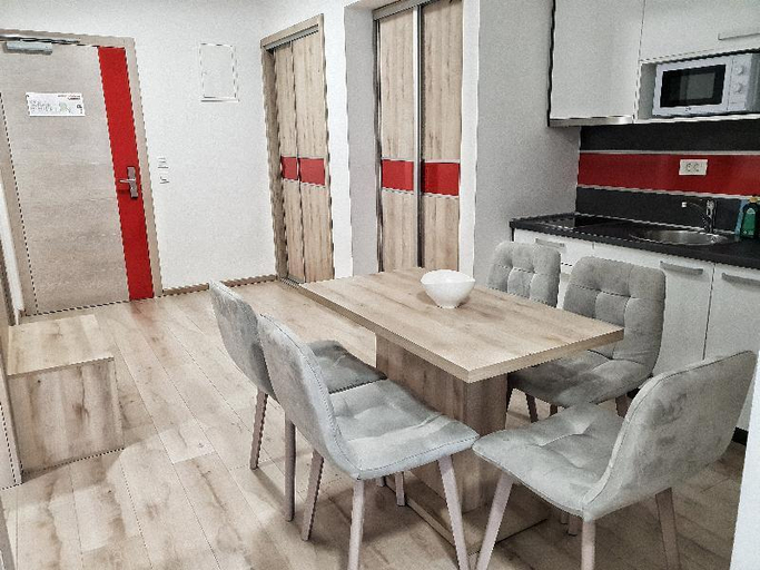 Dining Room 10
