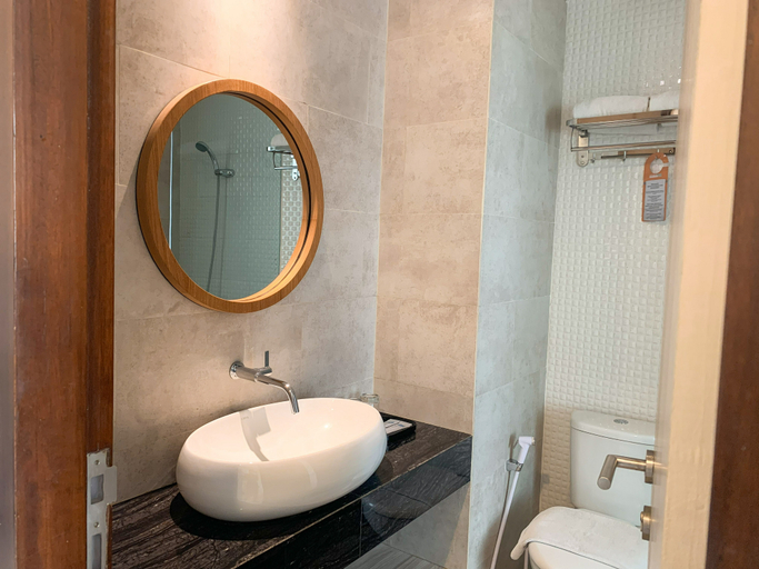 Bathroom 8