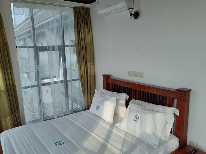 Bedroom 4, Manbou Hotel, Océan
