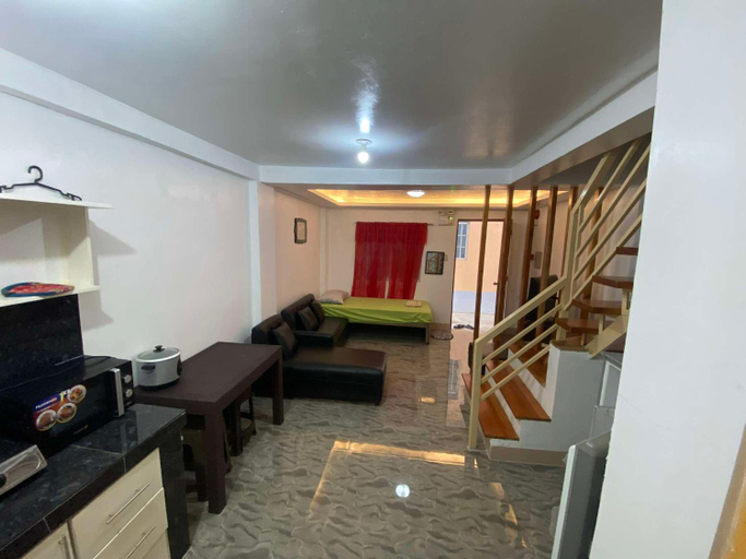 Others 5, Elvira's Guest House, Bantay