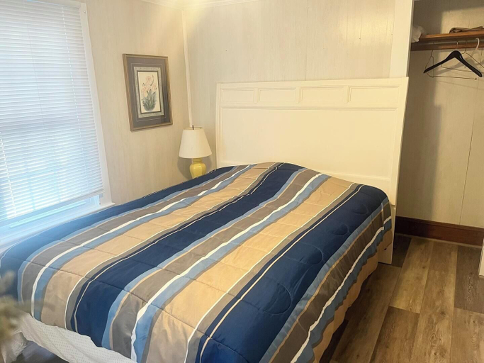 Bedroom 2, Lake Avenue 21, Sussex