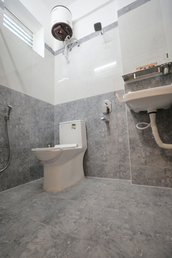 Bathroom, Hotel Ceasta, Next US Consulate Hyderabad, Gachibowli, Hyderabad