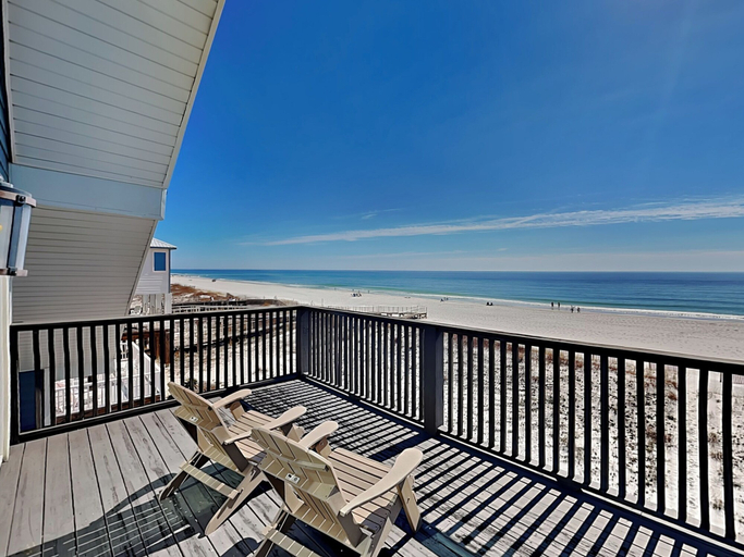 Property grounds 3, So Shell Distancing by Southern Vacation Rentals, Baldwin