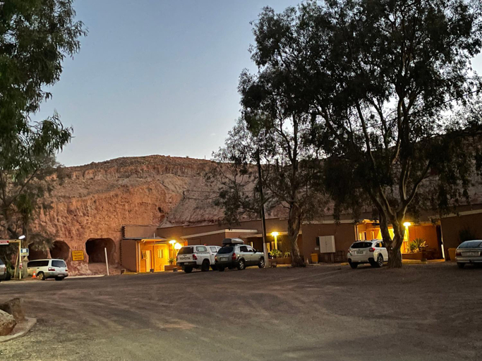 Others 4, Desert View Apartments, Coober Pedy
