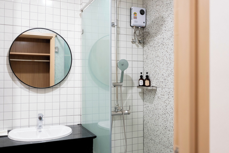 Bathroom 4
