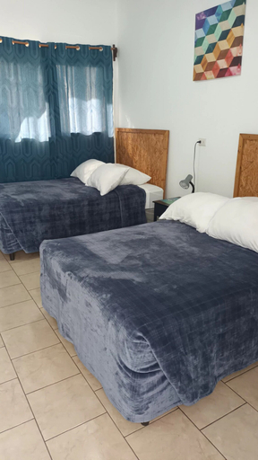 Bedroom 2, HOTEL FLOWERS, Flores