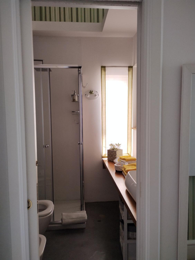Bathroom 3, B&B Cesar, Lecce