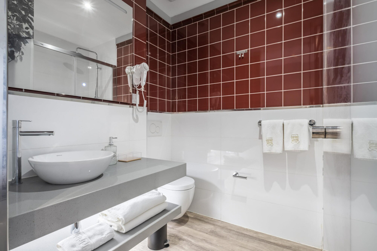Bathroom, King David Suites 302 by Homie, Funchal