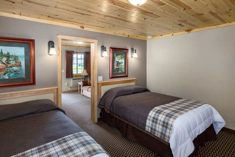 Bedroom 3, Rock Crest Lodge And Cabins, Custer