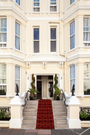 Exterior & Views 2, Pearl & Pebbles Eastbourne, East Sussex