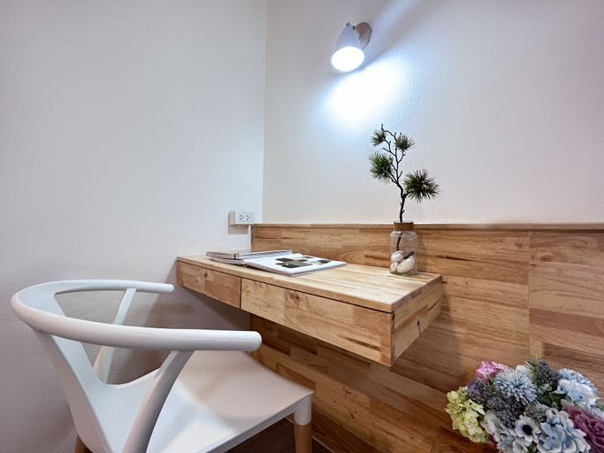 Bathroom 4, Letter Better Home, Pom Pram Sattru
