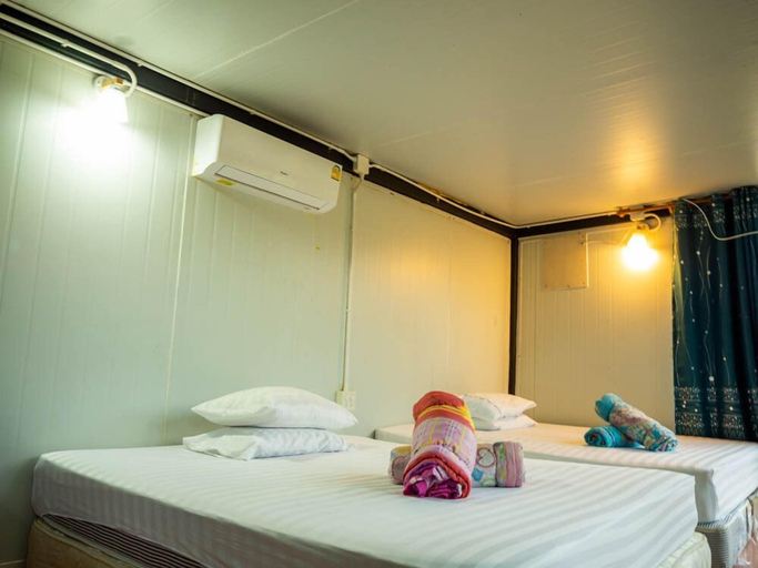 Bedroom 2, Beach Box Resort, Muang Rayong