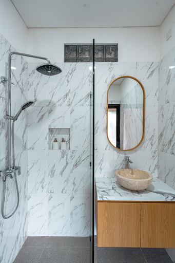 Bathroom 4, Hepha Villa by Betterplace, Badung