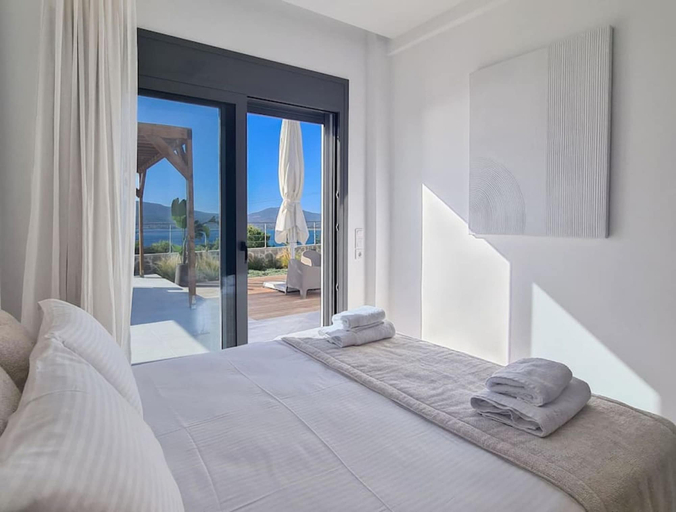 Room 2, Villa Empeiria Paleros, West Greece