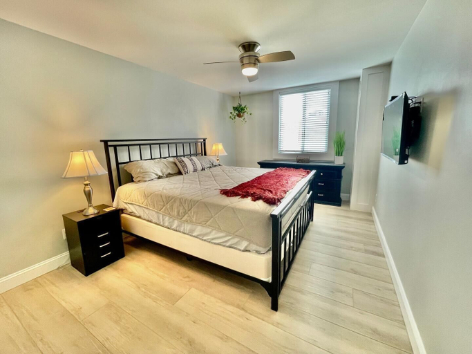 Bedroom, Virginia ONE #517, Sussex