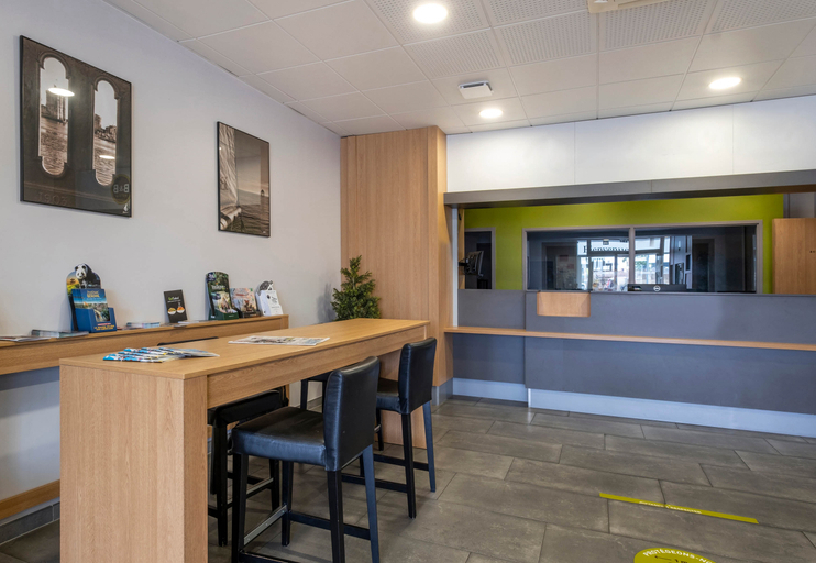 Public Area 3, B&B HOTEL LA ROCHELLE Beaulieu Puilboreau, Charente-Maritime
