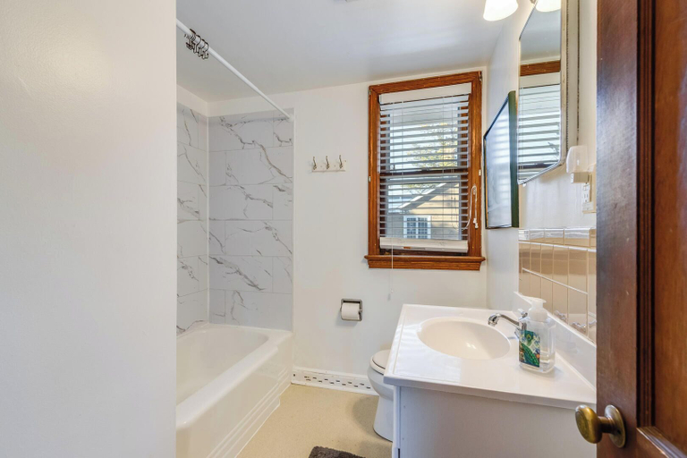Bathroom, Hickman Street 103 APT 2 2ND Floor, Sussex