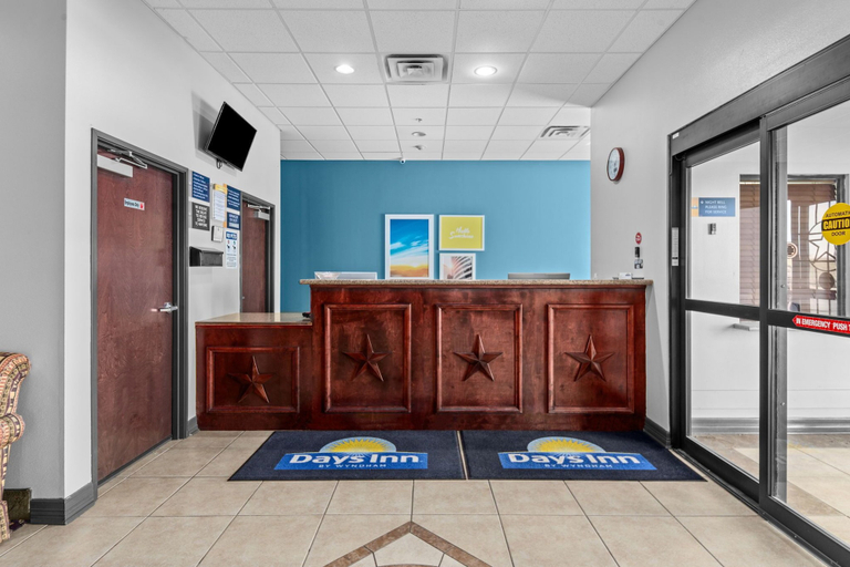 Others 5, Days Inn by Wyndham Salado, Bell