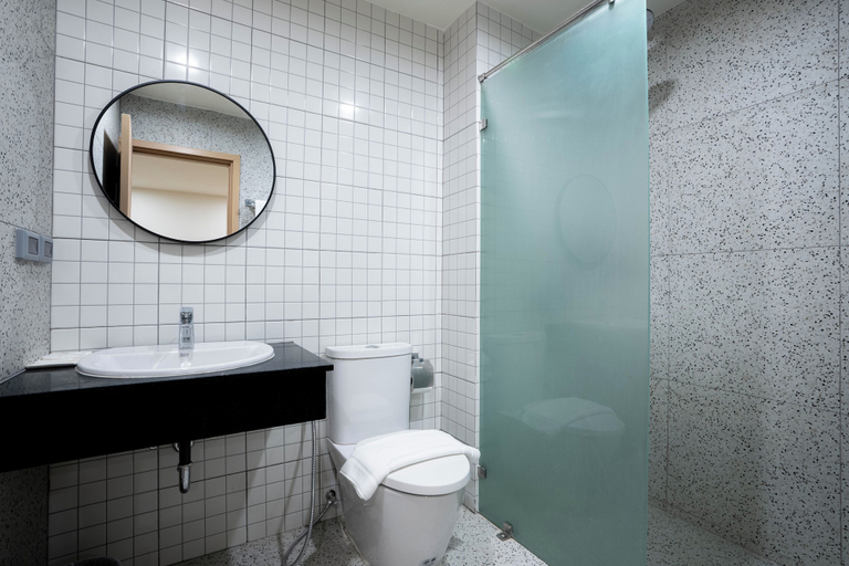 Bathroom 6