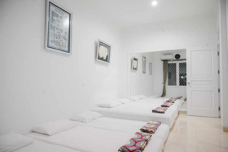 Bedroom 15