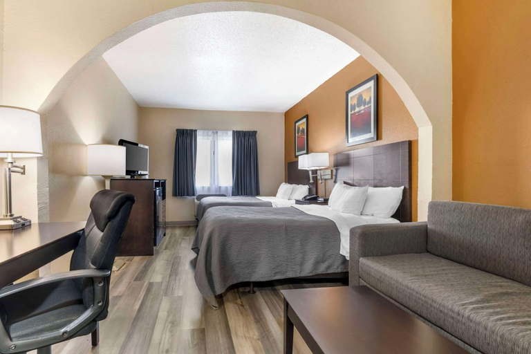 Bedroom 3, Quality Inn & Suites Wichita Falls I-44, Wichita