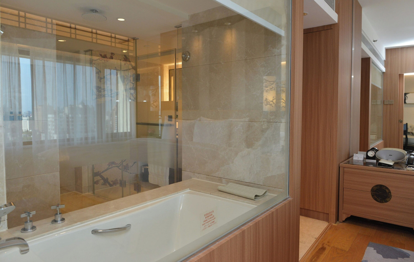 Bathroom 15