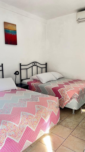 Bedroom 4, HOTEL FLOWERS, Flores