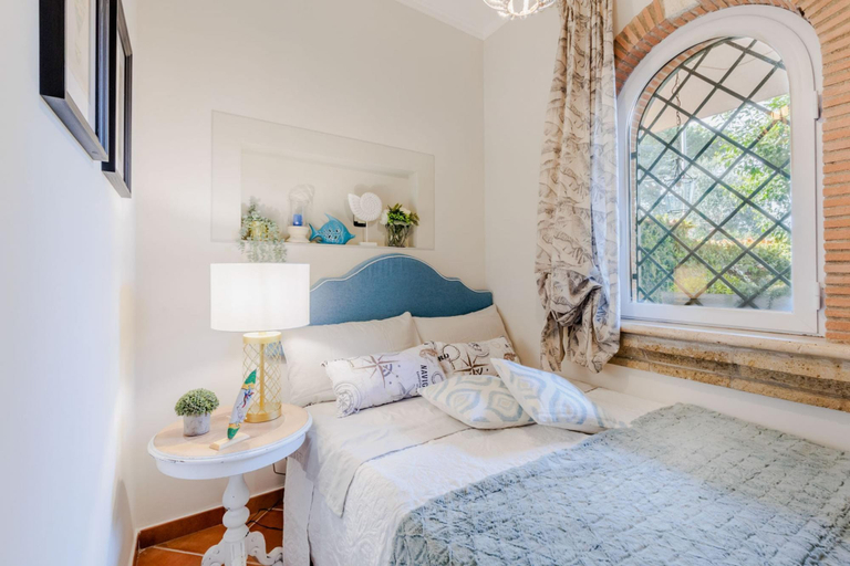 Bedroom 3, Villa Corallina A Luxury 2 Bedrooms Villa, Rome