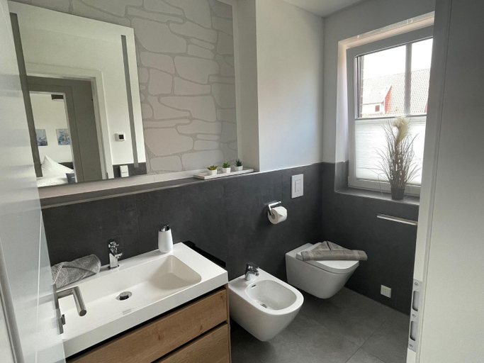 Bathroom 2, Winkelschiffchen III mit Sauna, Aurich