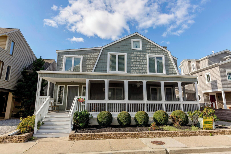 Exterior & Views, Lake Avenue 13, Sussex