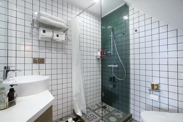 Bathroom 4, Hills boutique, Shanghai