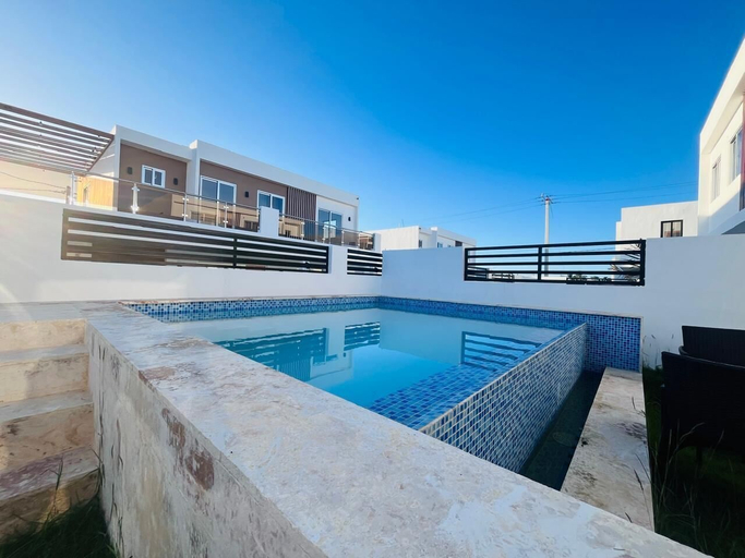 Sport & Beauty 5, 4BR 14 pax Twin Villa-Bbq & private pool, Salvaleon de Higuey