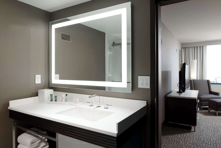 Bathroom 19