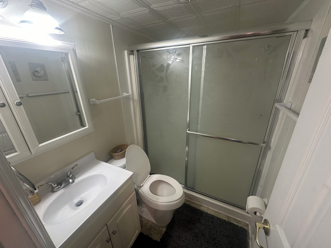 Bathroom, OCHG Bel Harbour Unit 1, Worcester