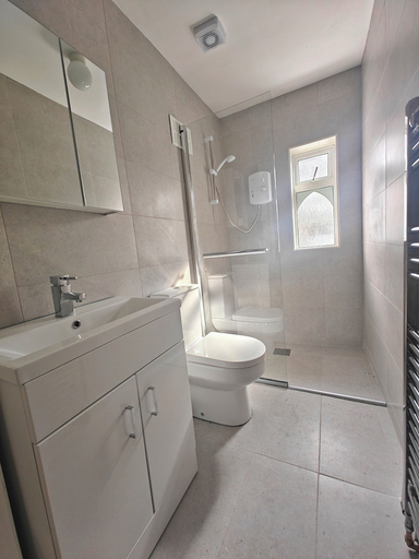 Bathroom, The Curragh Studio