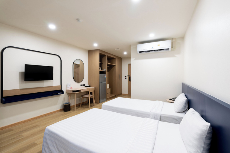 Bedroom 13
