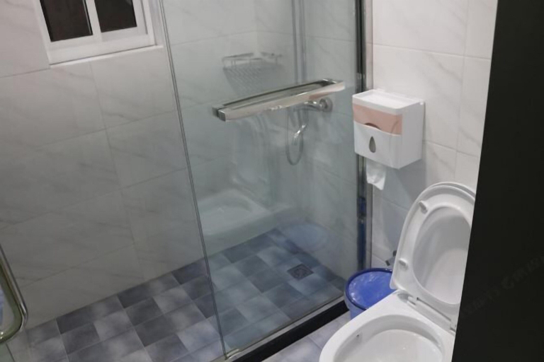 Bathroom, Abin Inn, Shanghai