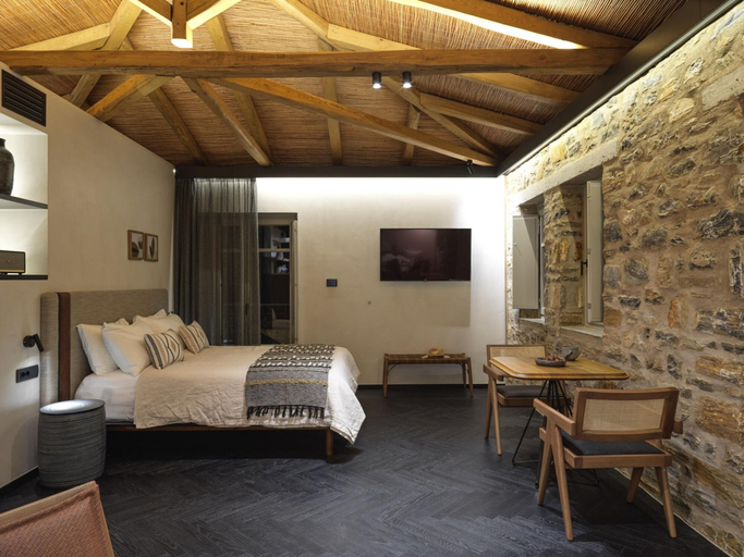 Room 5, Athena Suite by Peliva Nature Suites, Thessaly