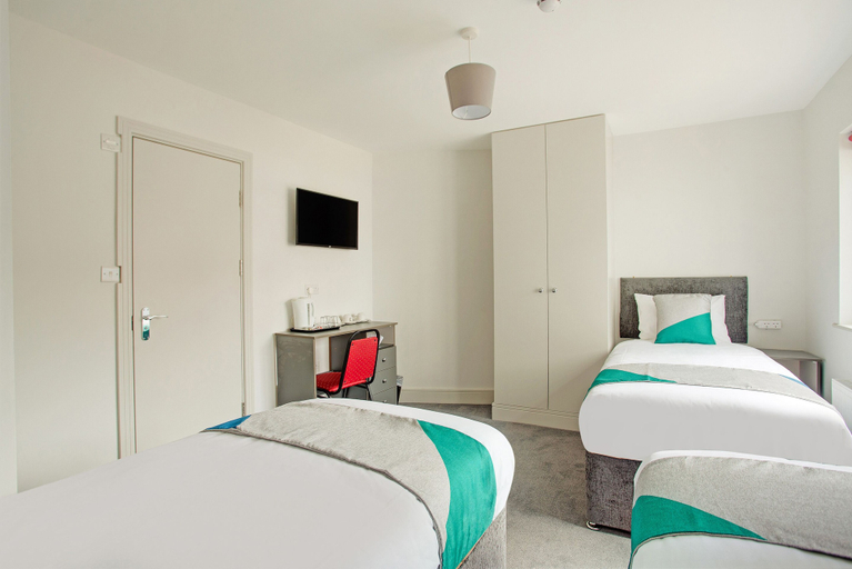 Bedroom 5, Civic Hotel, London