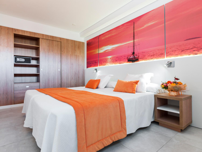Bedroom 3, Playas Ca's Saboners, Baleares