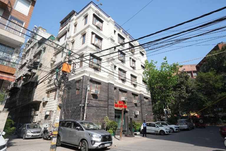 Exterior & Views 1, Hotel S & B East Inn, West