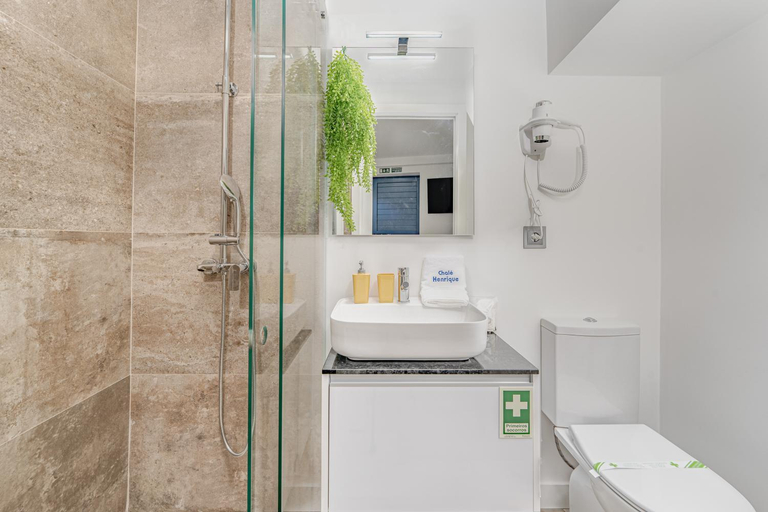5, Chale Henrique - Beachfront apartments at Calheta Beach, Calheta