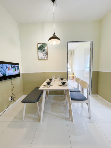 Dining Room 6