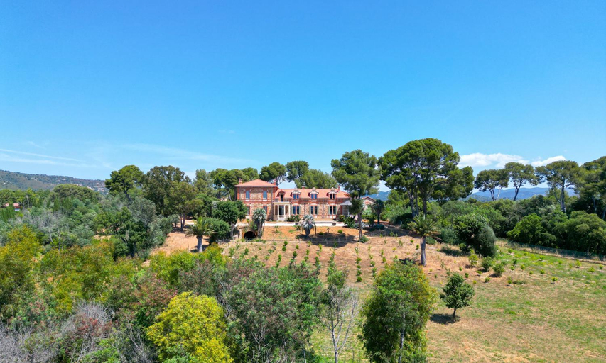 Others 2, Chateau de la Pascalette, Var